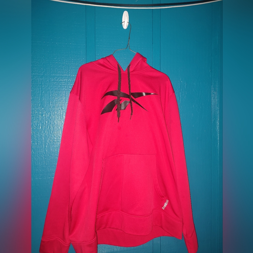XL Reebok Red Hoodie with Logo